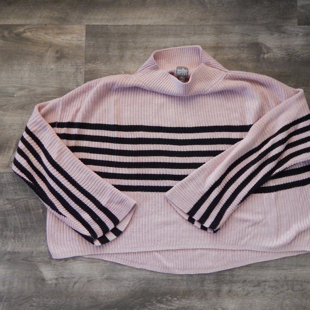 Soho NY&Co / striped pink sweater